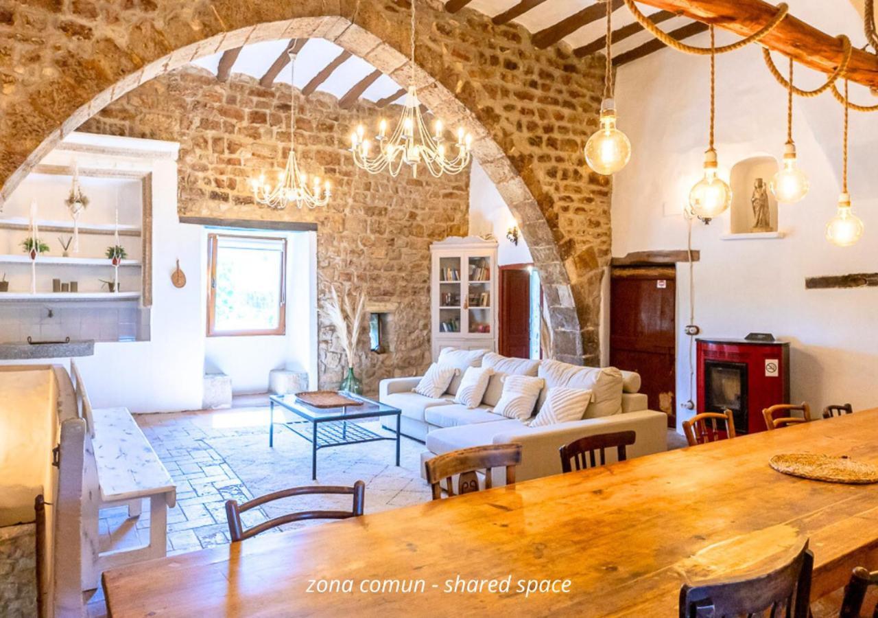 San Martín de Tous Masia Aubareda المظهر الخارجي الصورة